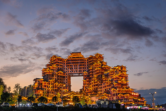 72 Wonder Tower
