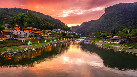 Sunset in Zhangjiajie