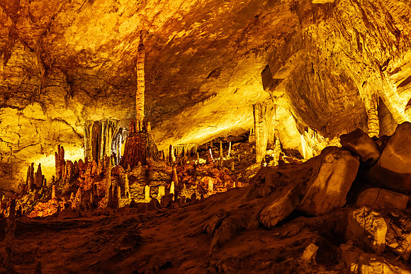 Yellow Dragon Cave