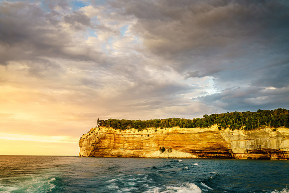 Indian Head rock formation